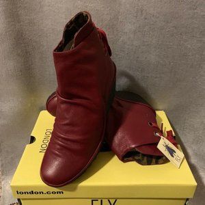 NIB FLY London Yama Ankle Boot Cordoba Red sz 40